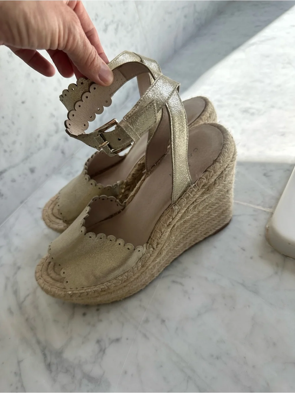 Caslon Gold Scalloped Espadrille Wedge Sandals